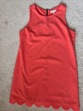 Monteau Coral Scalloped Hem Sleeveless Shift Dress